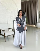 عبايه تخرج 2025