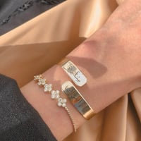 اسوارة نسائي اسم و تاريخ حسب الطلب