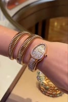 ساعة الأفعى بتصميم فاخر