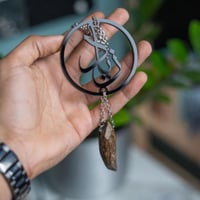 تعليقة سيارة بالاسم حسب الطلب