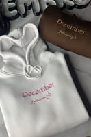 هدية مميزة بلوفر من باقه ورد