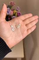 سلسال حرفين بتصميم أنيق