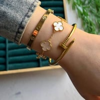 بكج اساور فاخر