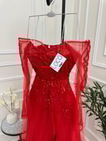 فستان سهره بأكمام