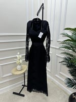 فسان ناعم اسود من الدانتيل