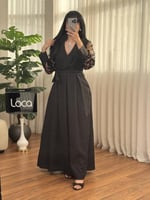 فستان اسود ناعم بكسرات مميزه