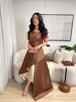 فستان بني غامق