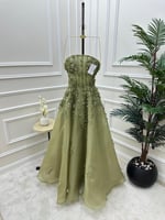 فستان سهره زيتي مع تطريز فاخر