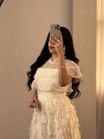 فستان ناعم باللون الابيض