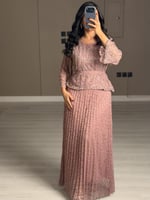 فستان سهرة وردي بتصميم بيبلوم فاخر من لوكا فاشن