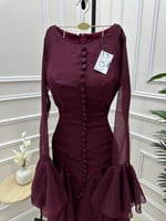 فستان ميد ناعم باللون العودي