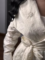 فستان ناعم باللون السكري