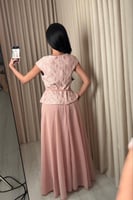 فستان ناعم وردي