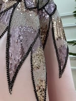 فستان سهره فخم باللون الوردي مع تطريز فاخر