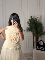 طقم ناعم وأنيق بتصميم مميز