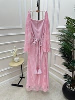 فستان دانتيل ناعم وردي