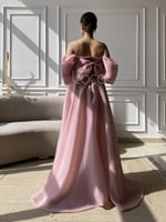 فستان وردي انيق لطلة مميزة