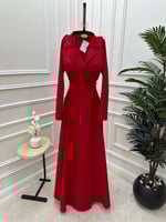 فستان احمر ناعم طويل