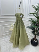 فستان سهره زيتي مع تطريز فاخر