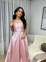 فستان وردي شك يدوي مع لولو