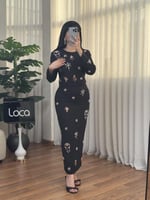 طقم انثوي راقي مطرز