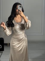 فستان سهره باكمام بتصميم مميز