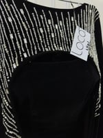 فستان مخمل اسود