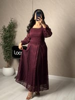 طقم ناعم مع هدب خفيف