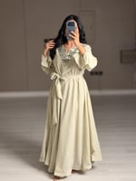 جلابية ناعمة بتصميم مميز لون بيج فاتح