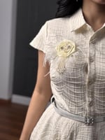 فستان ناعم باللون البيج