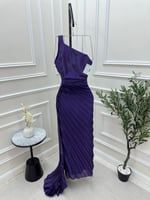 فستان سهره بكسرات باللون الليلكي