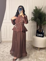 طقم ناعم وأنيق بلون مميز