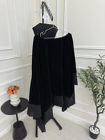 جمبسوت اسود مع شال مخمل