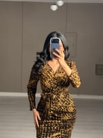 فستان ميدي ناعم بأكمام طويلة لون فهدي