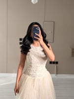 فستان سهرة قصير فخم لون بيج