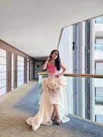 فستان بيج على وردي