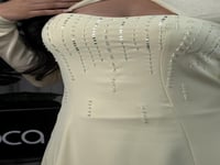 فستان ناعم بلون صيفي مميز