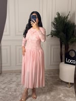 فستان ناعم وردي مع جاكيت