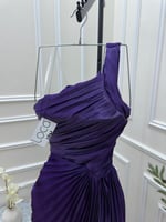 فستان سهره بكسرات باللون الليلكي