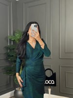 فستان ناعم لون تركوازي وبتصميم يخطف الانظار من لوك...