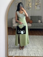 فستان اخضر فاتح