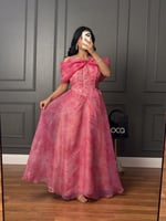 فستان ناعم وردي