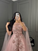 فستان سهره وردي بتطريز راقي جدا من لوكا فاشن