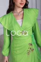 جلابية باللون الأخضر الفاتح