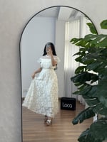 فستان ناعم باللون الابيض