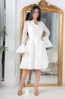 فستان ميدي انيق بأكمام واسعة