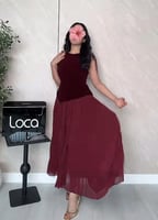 فستان ناعم بكسرات