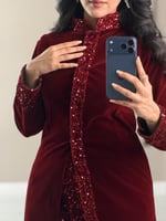 طقم مخمل عنابي مطرز فاخر تصميم لوكا