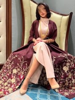 جلابيه مع بشت جوخ انيق بتطريز فخم من لوكا فاشن