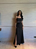 فستان سهرة اسود مميز بتشجيرة خلفيه راقي